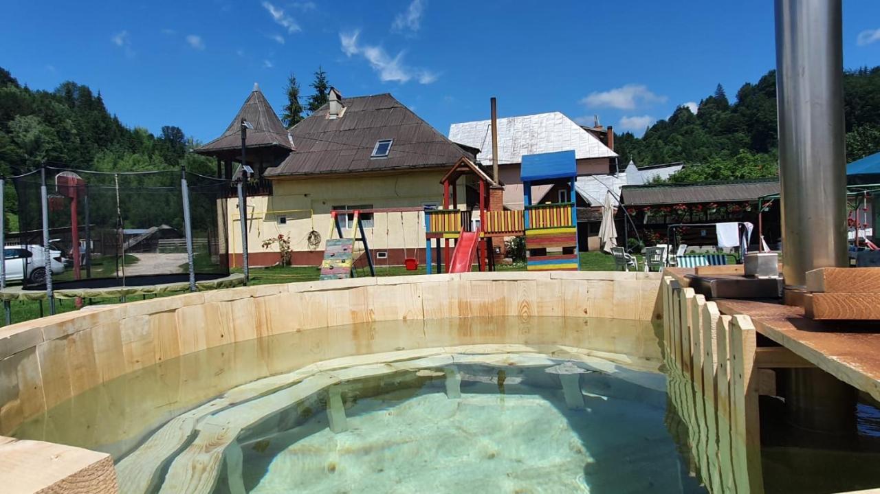 فندق Casa Petruta Dambovicioara Podu Dimbovitei المظهر الخارجي الصورة